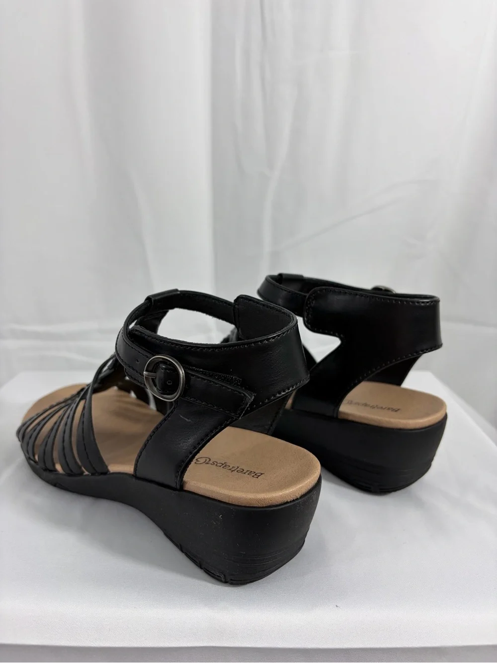 NWT Baretraps Women's Size 7.5 Black Velcro 2 Inch Wedge Sandals - Picture 4 of 7